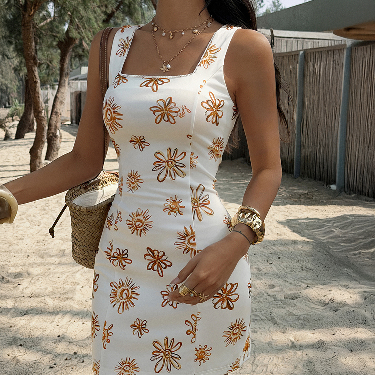 Womens Casual Printed Sleeveless Cropped Knitted Dress - Image 2