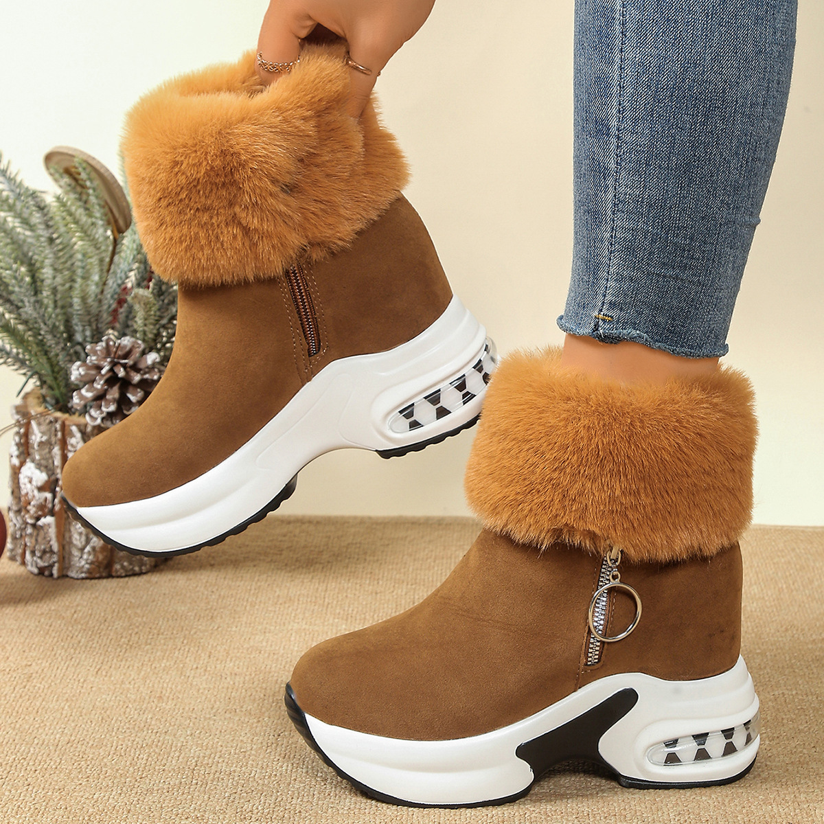 Womens Height-Enhancing Insulated Platform Fleece-Lined Ankle Boots 10 Womens Height-Enhancing Insulated Platform Fleece-Lined Ankle Boots - Image 9