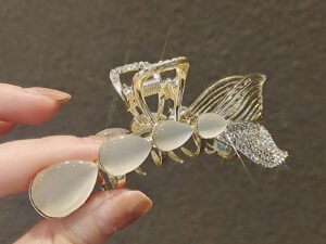 Fish Tail Opal Temperament Pearl Hair Clip Medium Size Clip Headdress