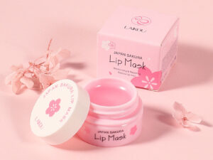 Sakura Lip Mask 8g Bouncy  Moisturizing And Moisturizing