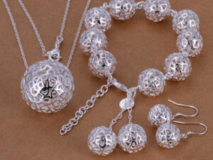 Exquisite Jewelry Silver-plated Three-dimensional Ball Pendant Jewelry