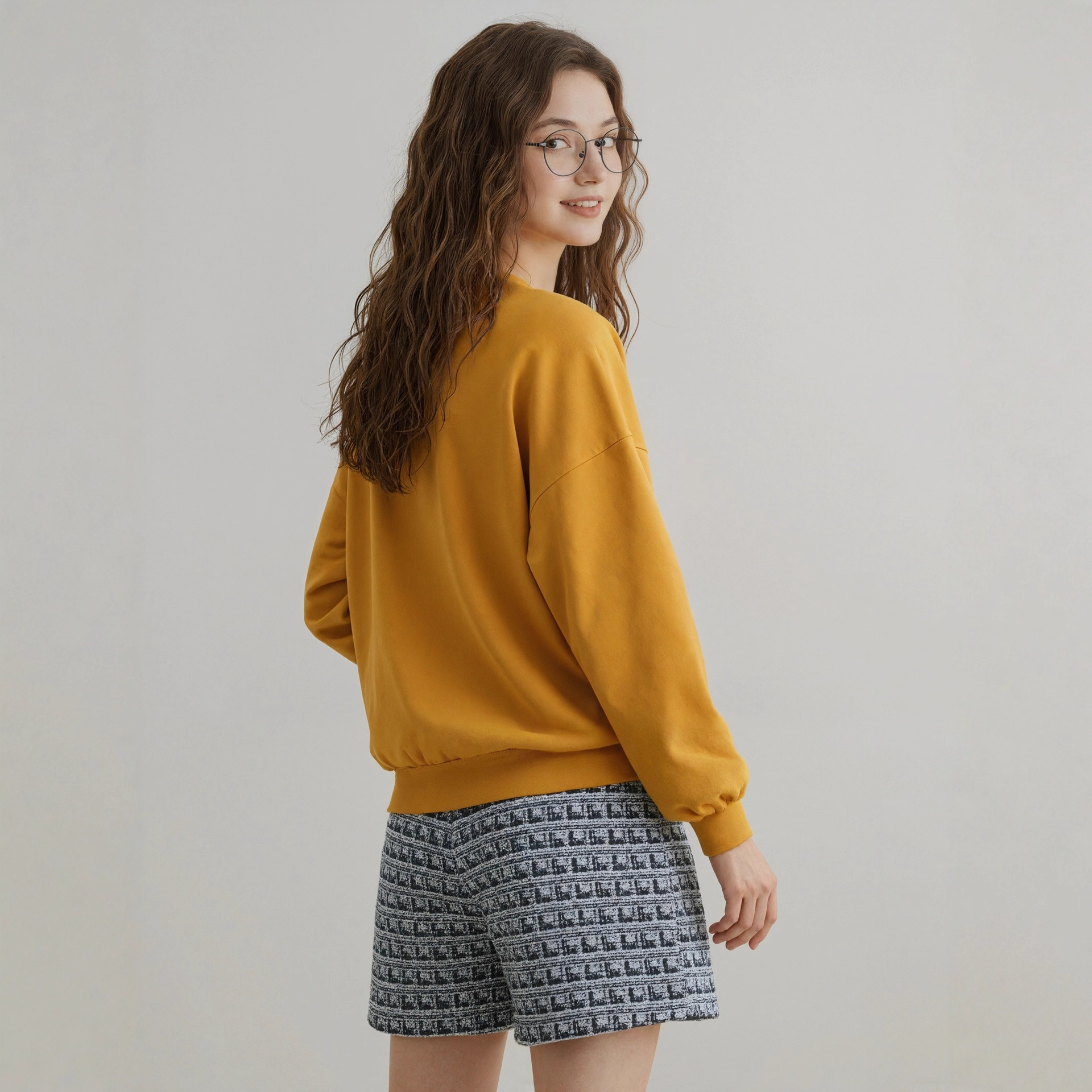 Fashionable Plaid Knitted Shorts For Women - Image 2