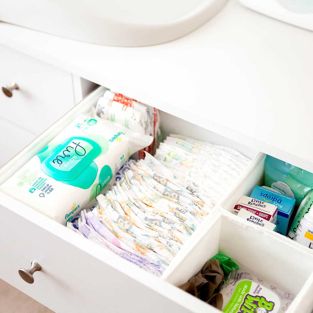 https://myfirstnursery.co.uk/cdn/shop/articles/oraganised-baby-drawer_1000x.jpg?v=1698305866