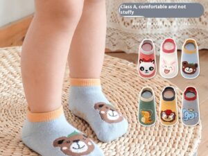 Toddler And Baby Small Tail Dispensing Room Socks